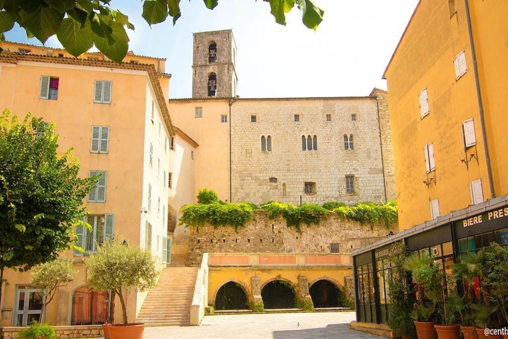 Grasse : Centre Ville Superbe Appartement 2 Chambres Екстериор снимка