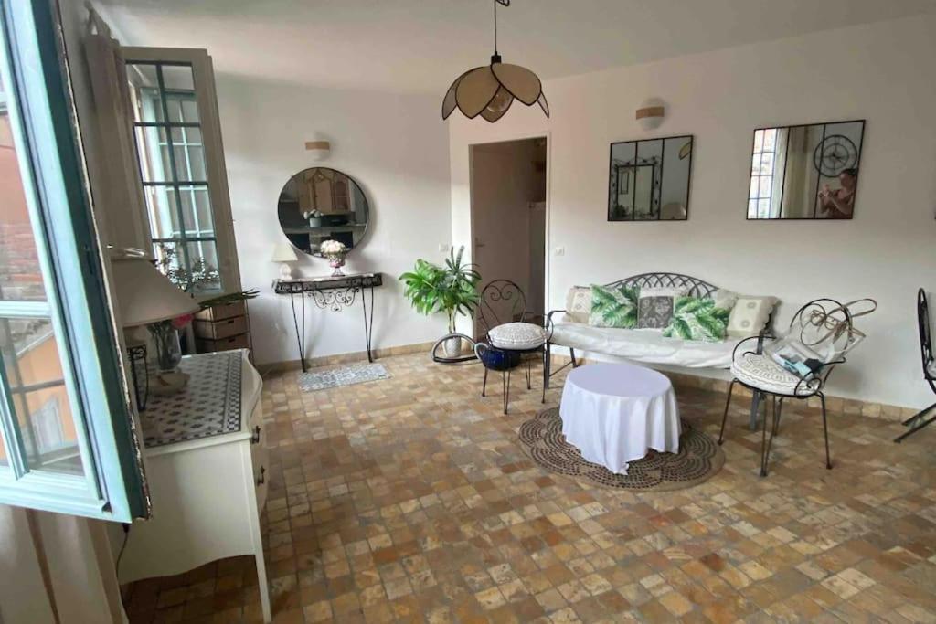 Grasse : Centre Ville Superbe Appartement 2 Chambres Екстериор снимка
